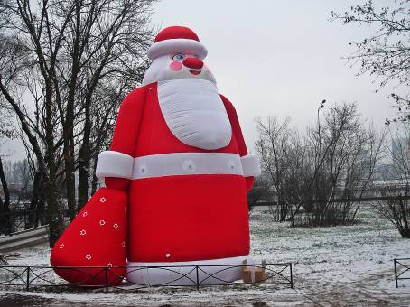 Новогодняя надувная фигура Большой Дед Мороз, от 200 см фото
